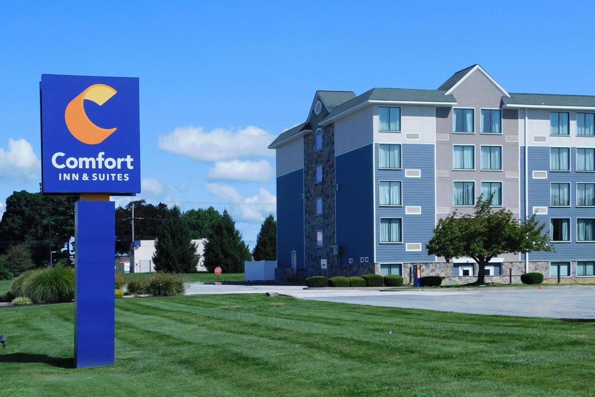 Comfort Inn & Suites Glen Mills - West Chester Exterior foto